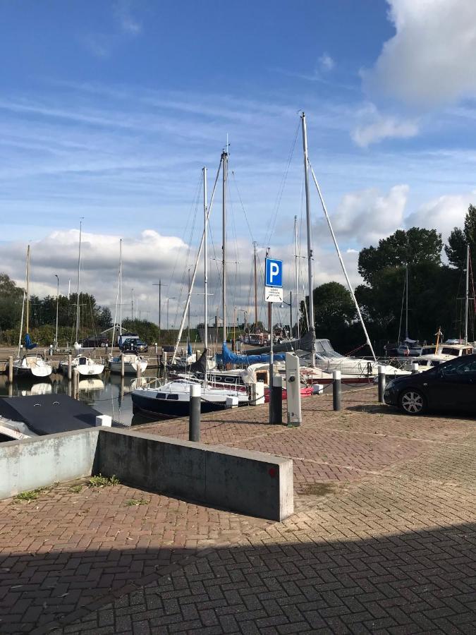 Stad aan 't Haringvliet B&B Logeren Bij De Burgemeester מראה חיצוני תמונה